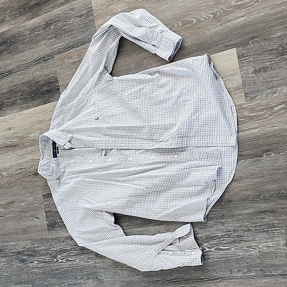 Men's Ralph Lauren button down shirt size Large